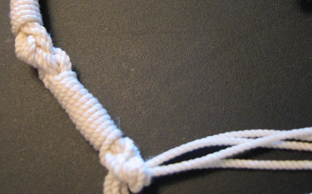 Combien de fils y a t il sur des Tsitsit ?
